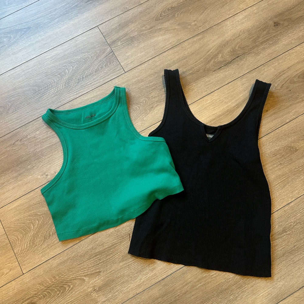 Stylish Green and Black Women's Tank Tops